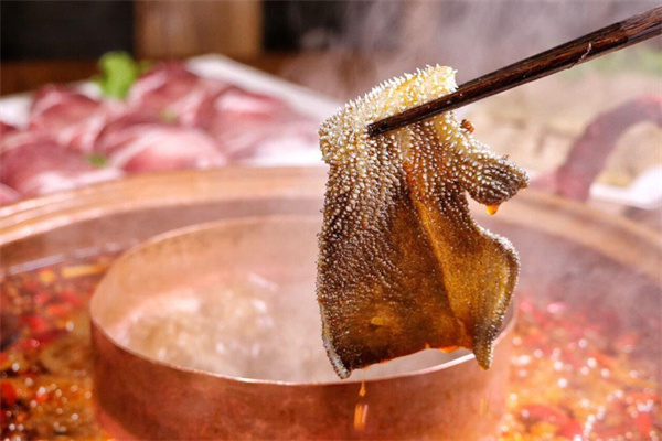 云聚汇牛很鲜潮汕牛肉火锅加盟