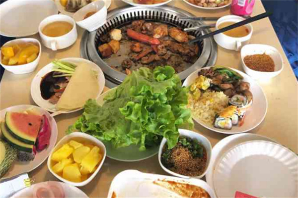 金语轩烤肉火锅自助餐