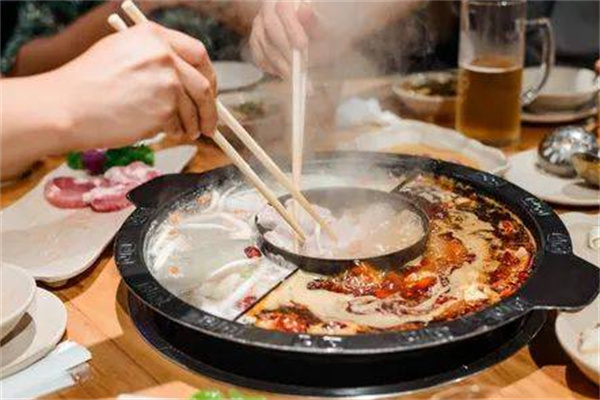 渔米记中山脆肉鲩火锅加盟