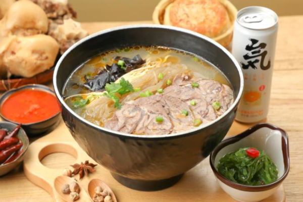 牛汤哥慢熬牛肉汤加盟