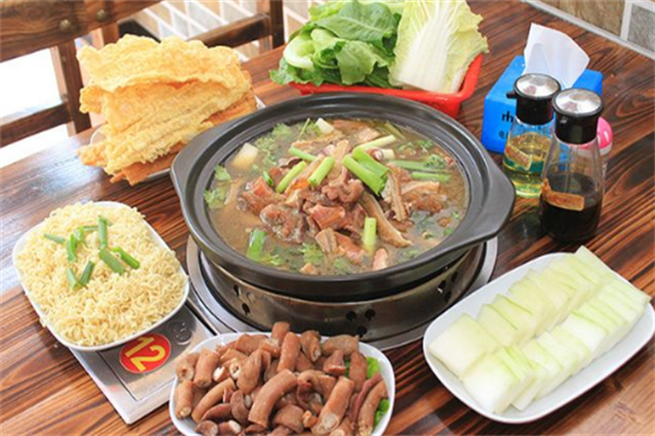 魅力牛香牛杂店加盟