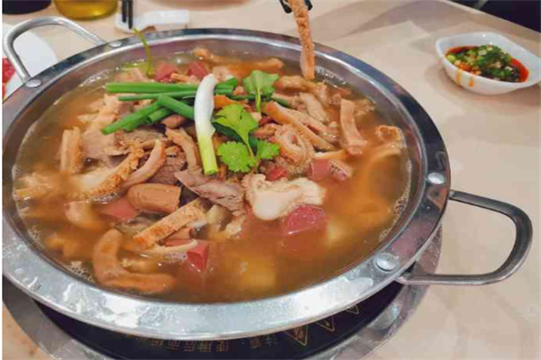 魅力牛香牛杂店加盟