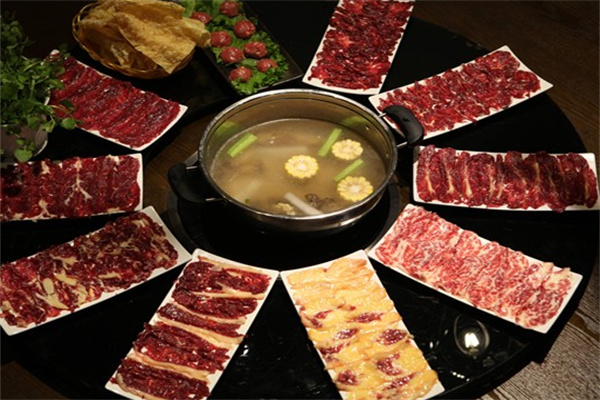 潮正香牛肉火锅城加盟