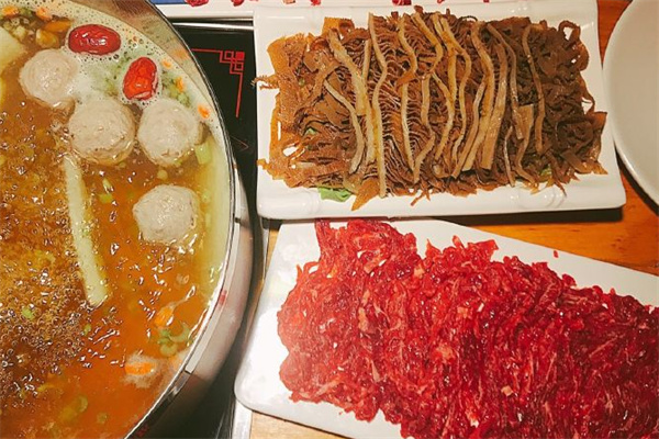 潮汕鲜切牛肉火锅
