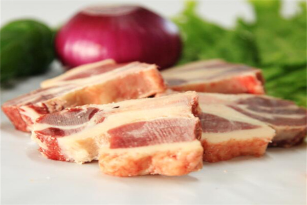 富源居草原牛羊肉加盟