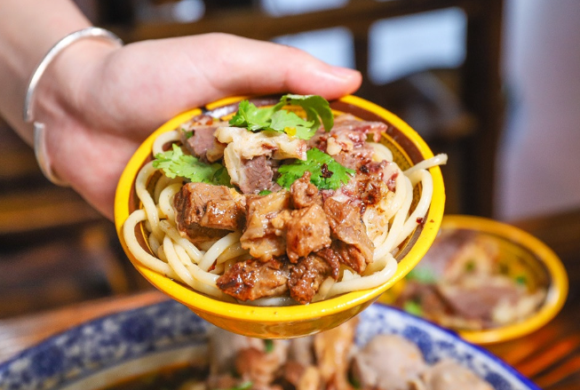 贵一块饸饹面