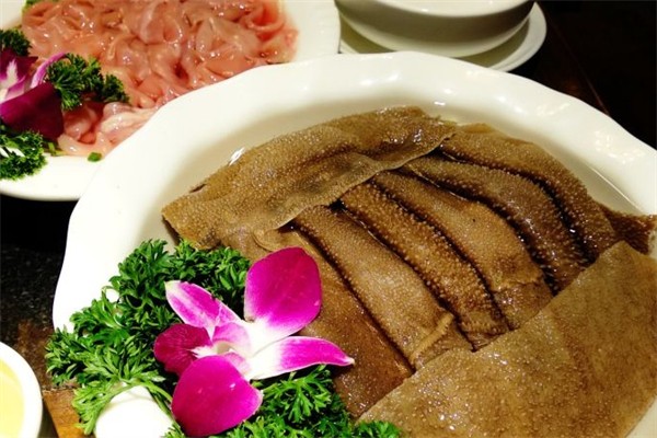 大龙川鼎脆毛肚火锅