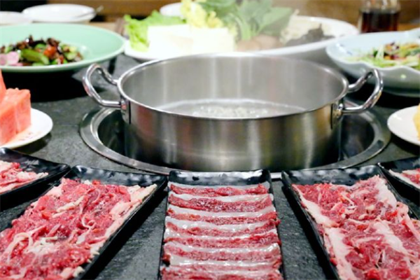 伍盛和牛牛肉火锅加盟