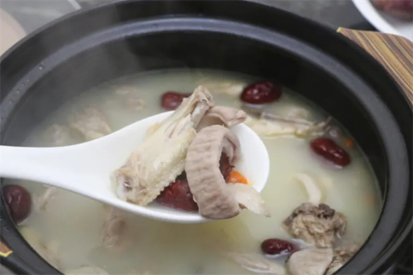 洪式嗨捞猪肚鸡加盟
