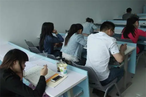 博远至诚教育加盟