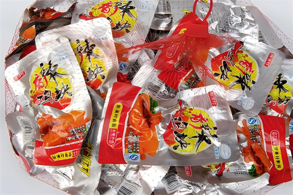 乡巴佬零食加盟