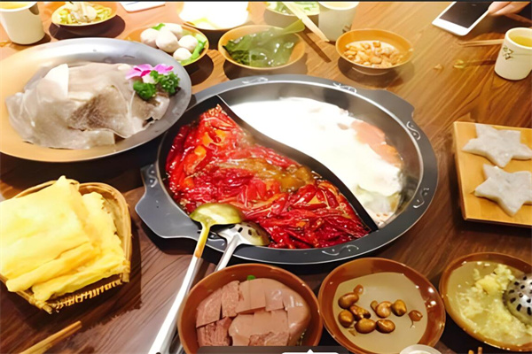百醉缘土碗火锅加盟