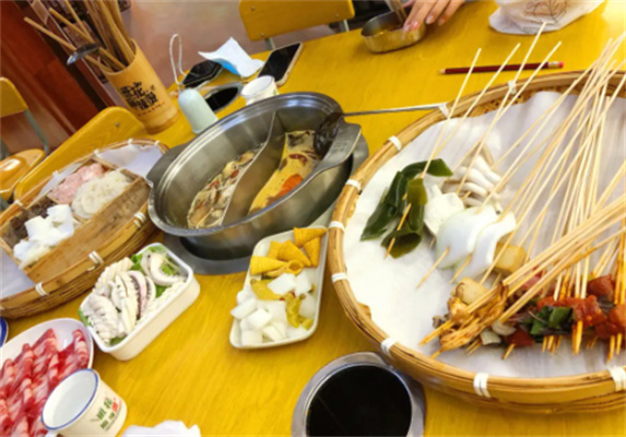 班花串串主题火锅