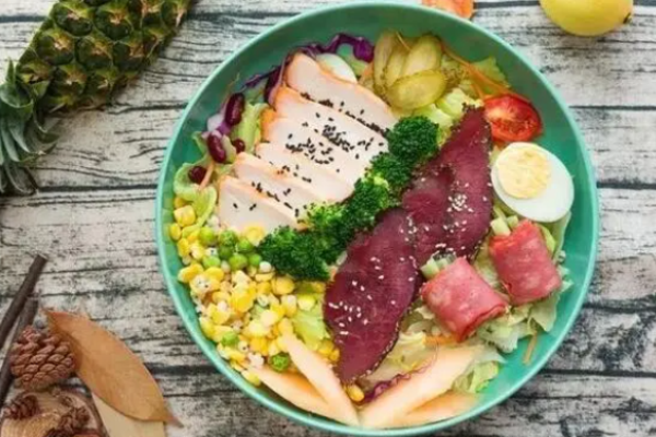 蔬三时轻食沙拉