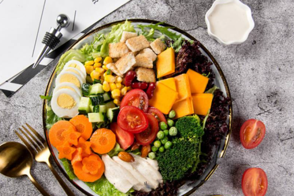 青苹果轻食沙拉加盟赚钱吗?