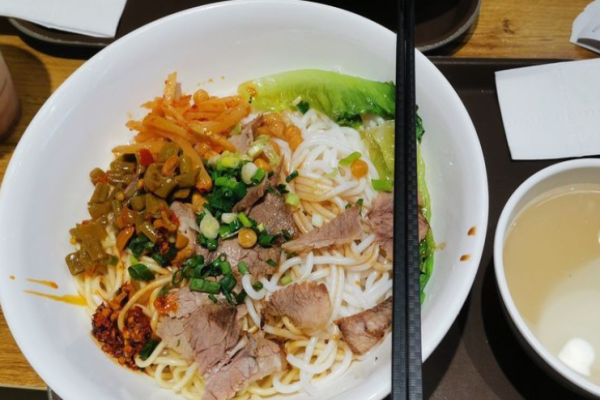 阿甘牛肉粉加盟