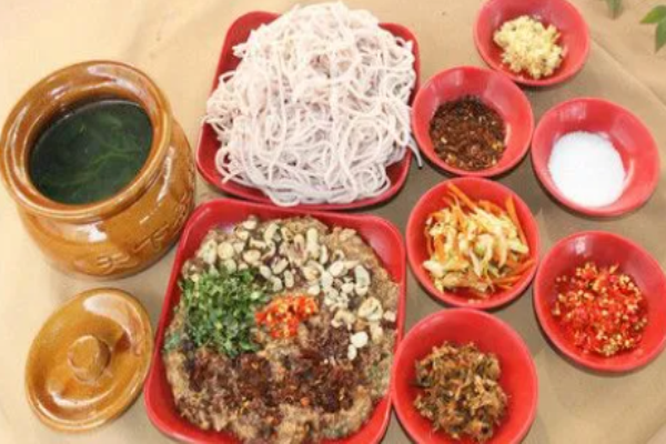 阿露家过手米线