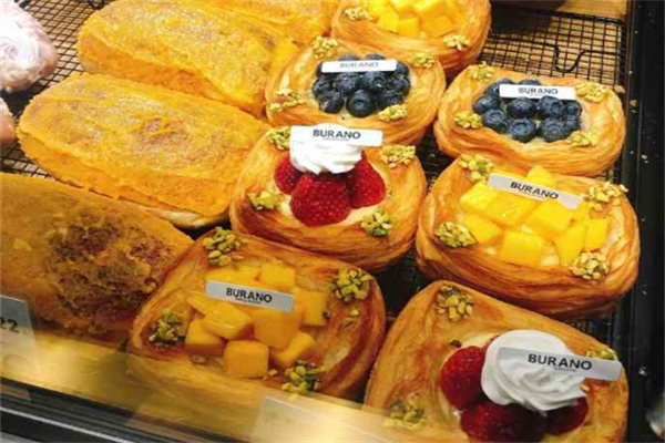 布莱诺蛋糕店