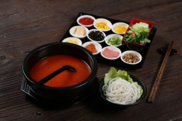 食之轩过桥米线加盟