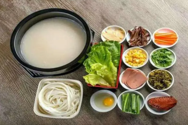 沁麦源过桥米线加盟