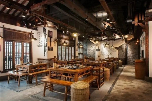 宝塔火锅店