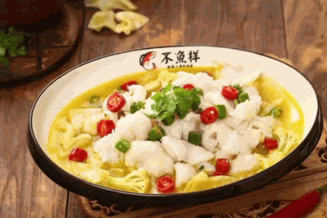 不鱼样酸菜小鱼加盟