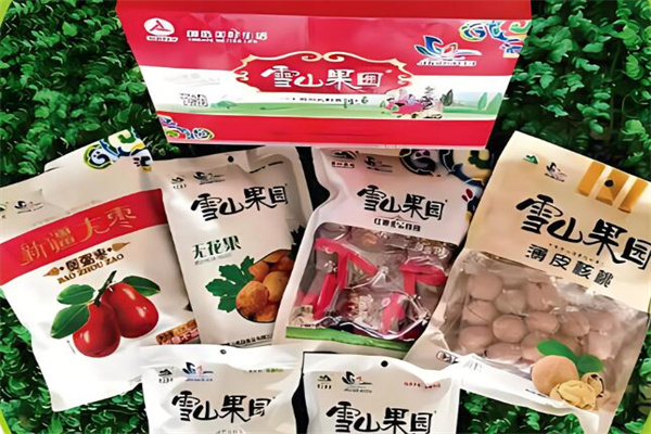 雪山果园休闲食品加盟