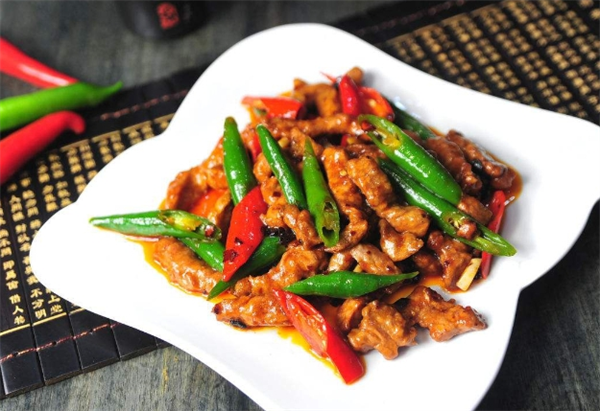 杨师傅辣椒炒肉