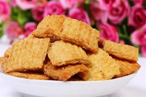 宏伟林休闲食品