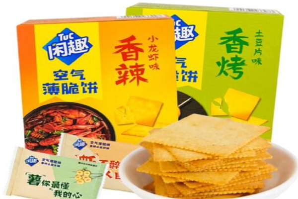闲趣零食超市