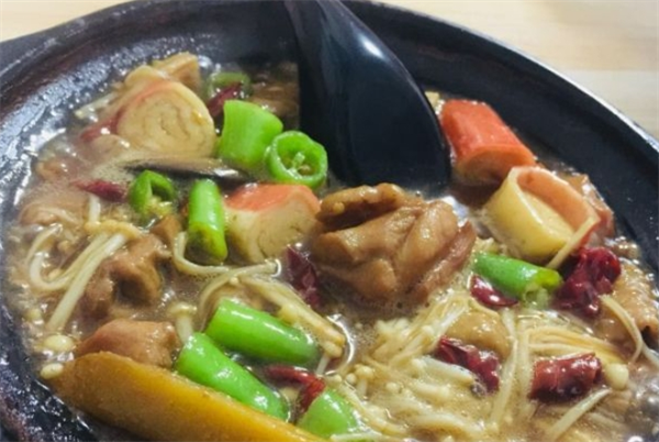 老钱雨黄焖鸡米饭