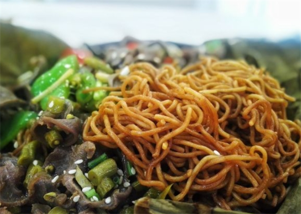荷香小笼蒸面