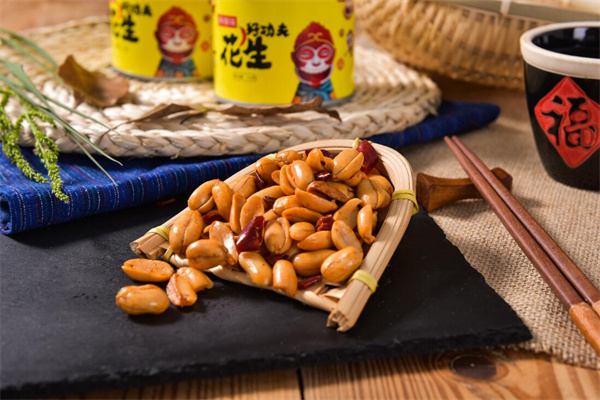 心晨食汇休闲食品加盟