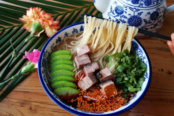 牛记汇峰牛肉面