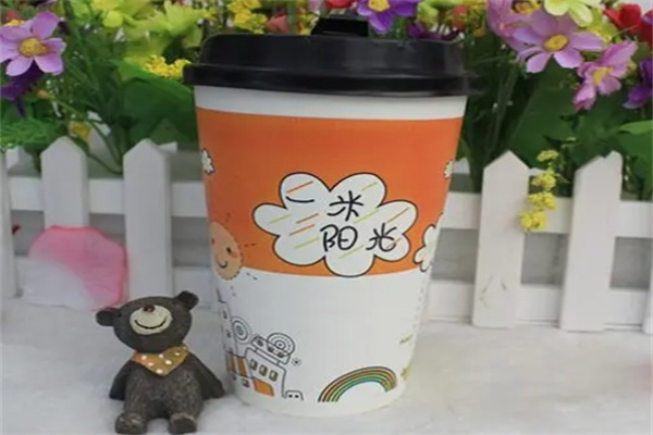 一米阳光奶茶店