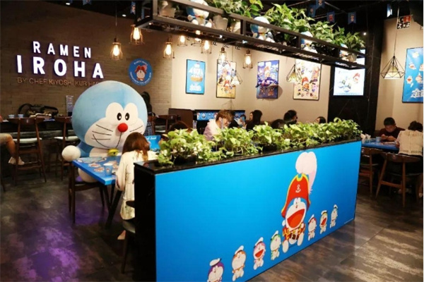 哆啦a梦奶茶店