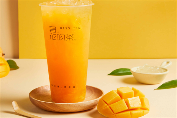 茶不语奶茶加盟