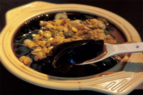 冰轩龟苓膏奶茶