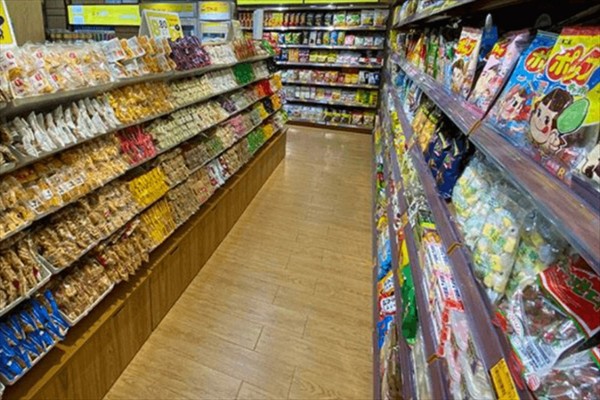 零食仓储折扣店加盟