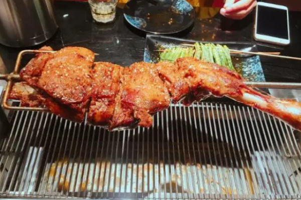 芳姐碳烤羊腿加盟
