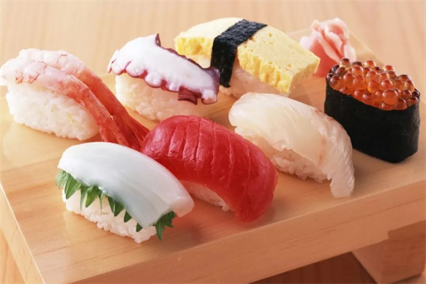 灰鲨饮品寿司加盟