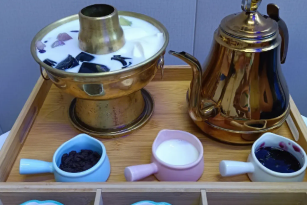 初私糖水铺加盟