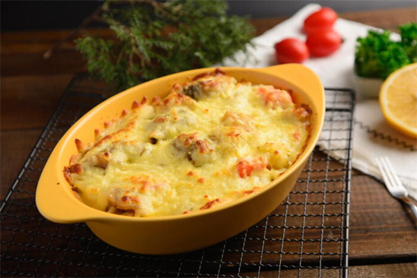 焗里焗外芝士焗饭加盟