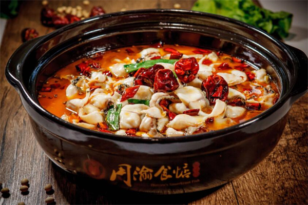 周渝食惦酸菜鱼火锅加盟