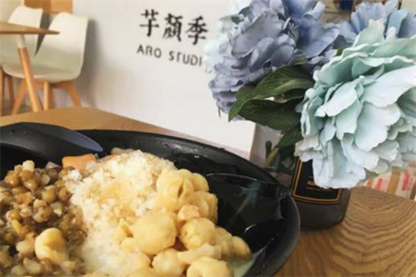 芋颜季甜品奶茶加盟