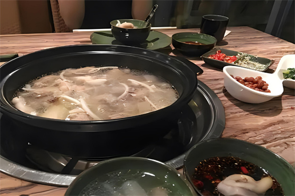 沁园四季椰子鸡加盟