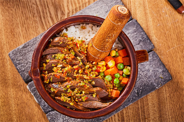 擂椒拌饭加盟