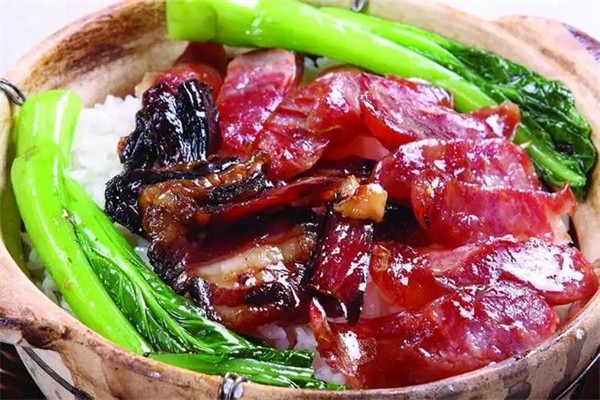 汤膳轩煲仔饭