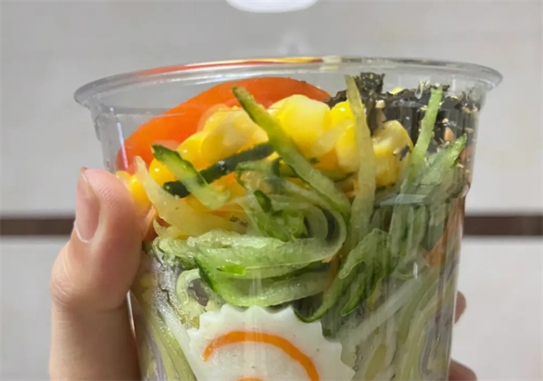 妍面口袋捞捞面