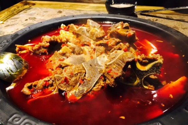 牛小爷牛骨火锅加盟